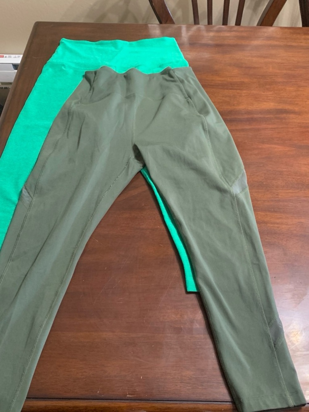 Beyond Yoga Olive and Bright Green Leggings Set